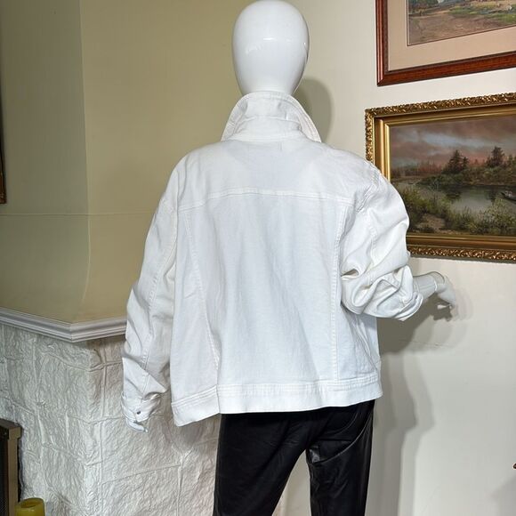 Joe Fresh White Denim Jacket Plus Size 3X - Picture 6 of 9